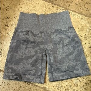 NVGTN shorts size XS